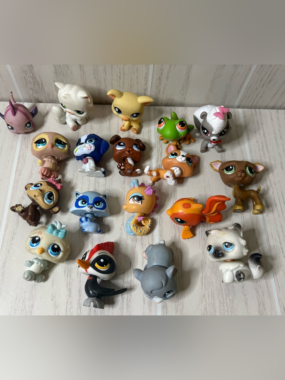 Littlest Pet Shop Lot Ovet 80 Pets Large Mixed Generation LPS READ!